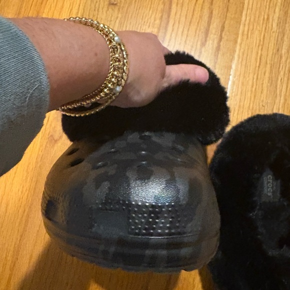 Crocs size 9 Rare pair😍 - Picture 8 of 9